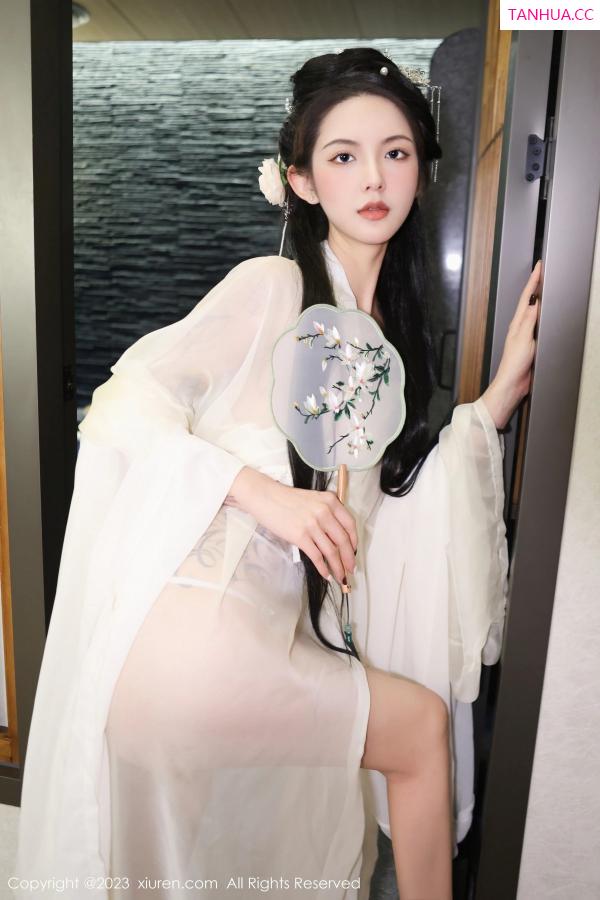   [XiuRen]高清写真图 2023.03.17 No.6430 乔一一 古装美腿第23张图片